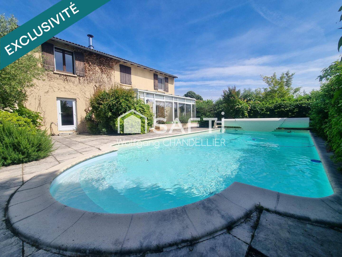 Maison 8 pièces 154 m² · à Mours-Saint-Eusèbe · 154 m² · 319 000 €