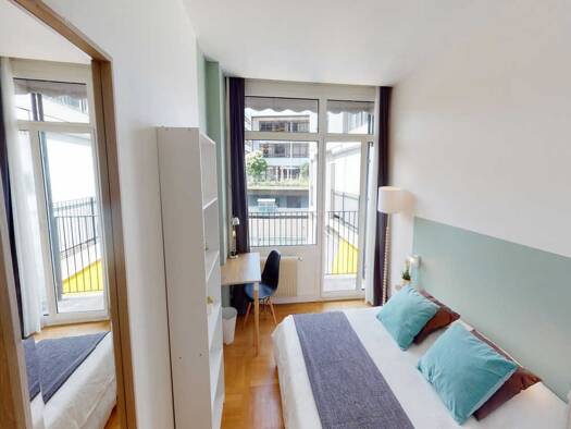 Appartement à louer 1 095 € 4 pièces 4 chambres 80 m² 2ème étage Emeriau-Zola Paris 15ème arrondissement 75015