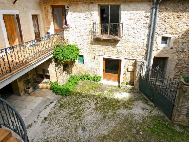 Maison en viager Bouquet 140 830 € 4 pièces 3 chambres 160 m² 320 m² de terrain Saint-Michel-d'Euzet 30200