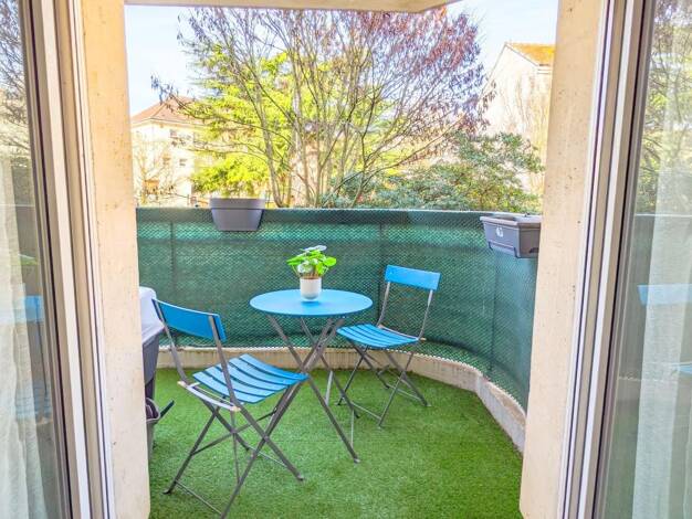 Appartement à vendre 199 900 € 2 pièces 1 chambre 34,1 m² Étage 1/3 Eglise Neuilly-Plaisance 93360