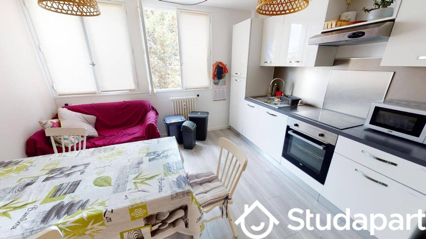 1 pièce 10 m² · à Saint-Sébastien-sur-Loire · 10 m² · 500 €/mois