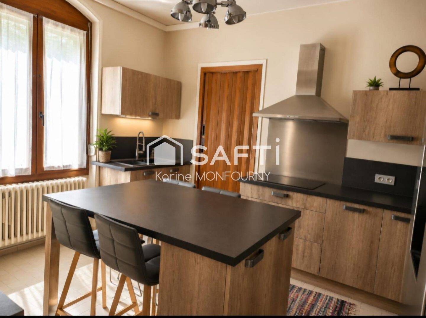 Maison 6 pièces 163 m² · à Saint-Quentin · 163 m² · 168 000 €