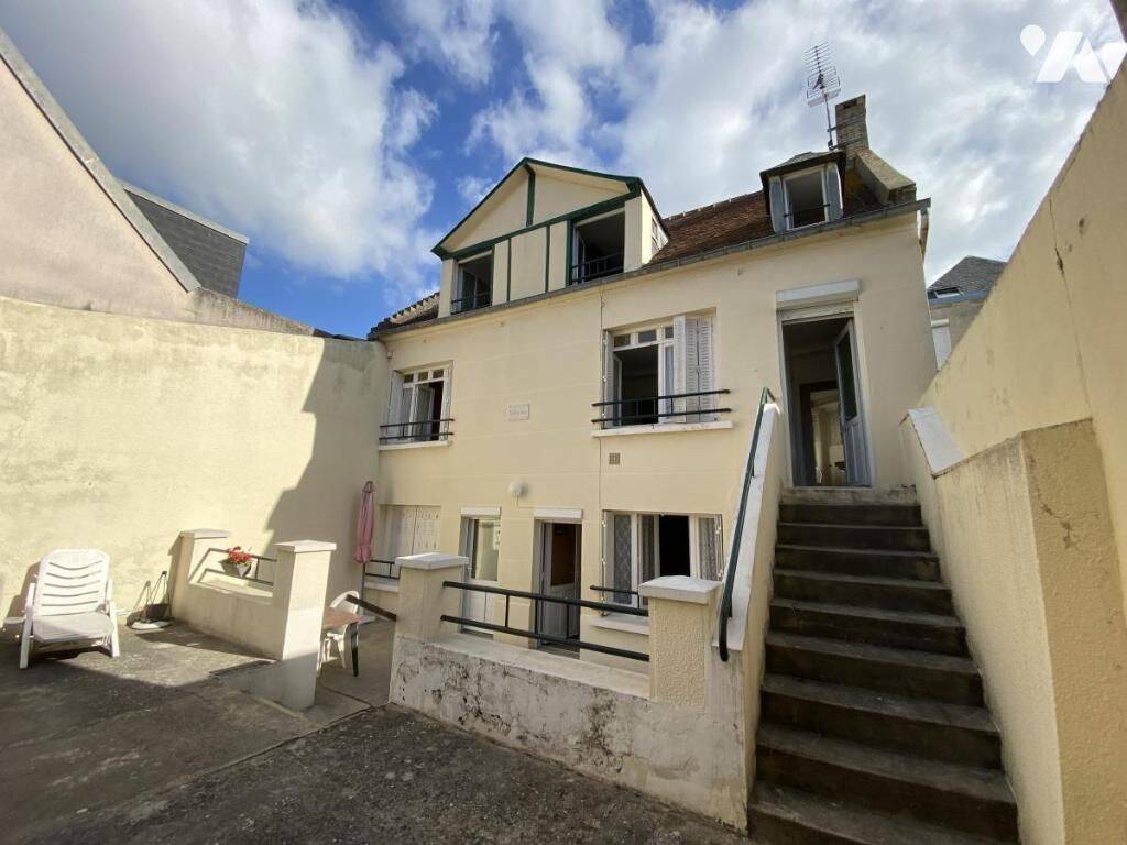 Maison 8 pièces 165 m² · à Saint-Aubin-sur-Mer · 165 m² · 559 200 €