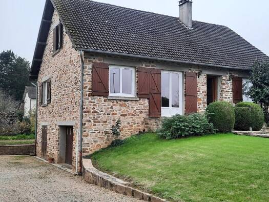 Maison de ville à vendre 148 000 € 5 pièces 3 chambres 108 m² 861 m² de terrain Payzac 24270