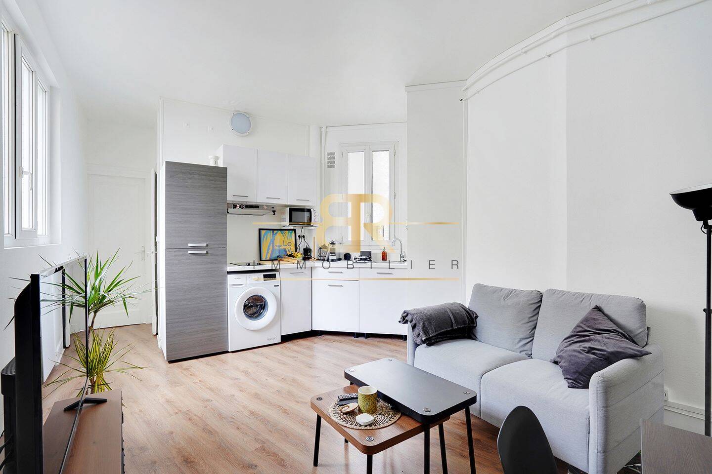 Appartement 2 pièces 38 m² · à Paris 15ème Arrondissement · 38 m² · 330 000 €