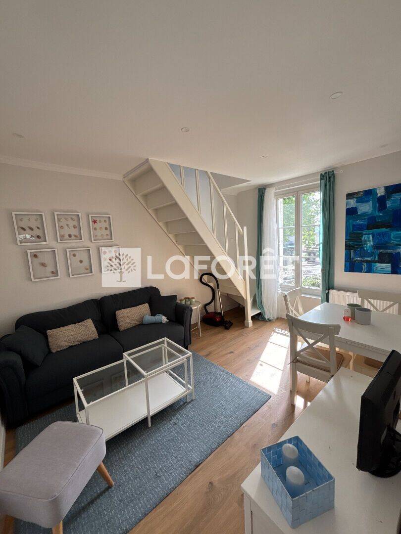 Appartement 2 pièces 54 m² · à Saint-Maur-des-Fossés · 54 m² · 1 000 €