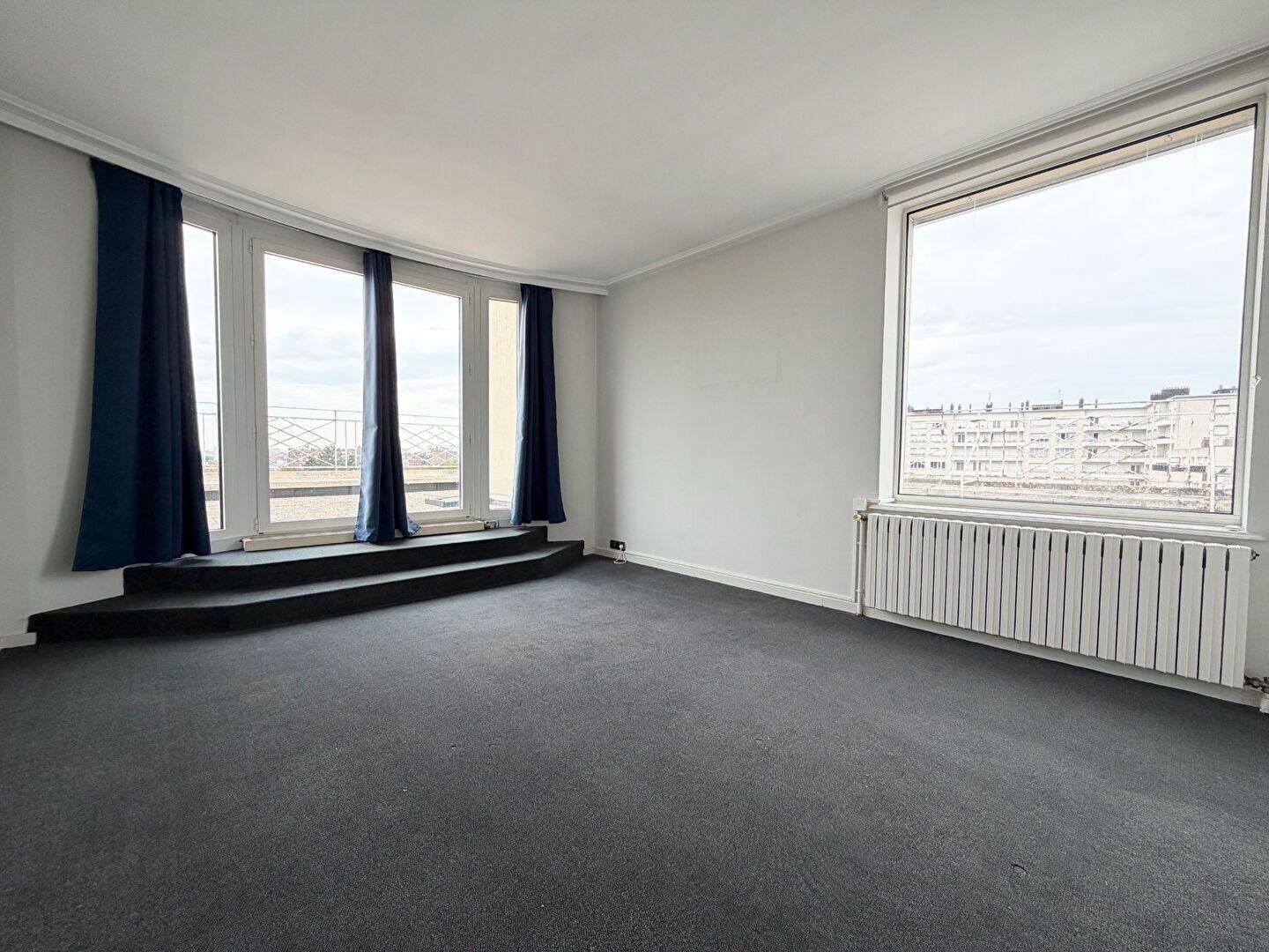 APPARTEMENT T6 EN DUPLEX AVEC TERRASSE, GARAGES ET CAVES, DERNI — 16