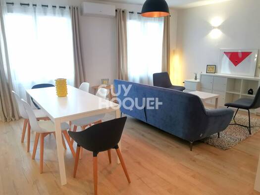 Appartement à louer 1 070 € 4 pièces 3 chambres 82 m² Étage 1/2 Centre Ville Dax 40100