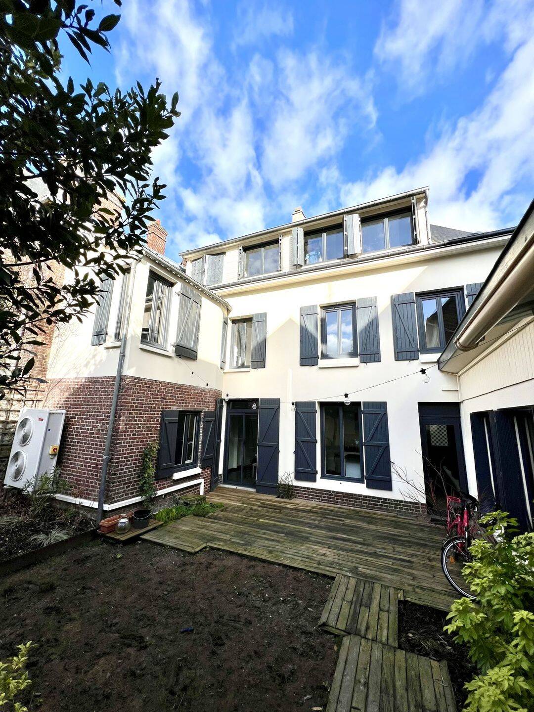Maison 7 pièces 147 m² · à Mont-Saint-Aignan · 147 m² · 499 000 €