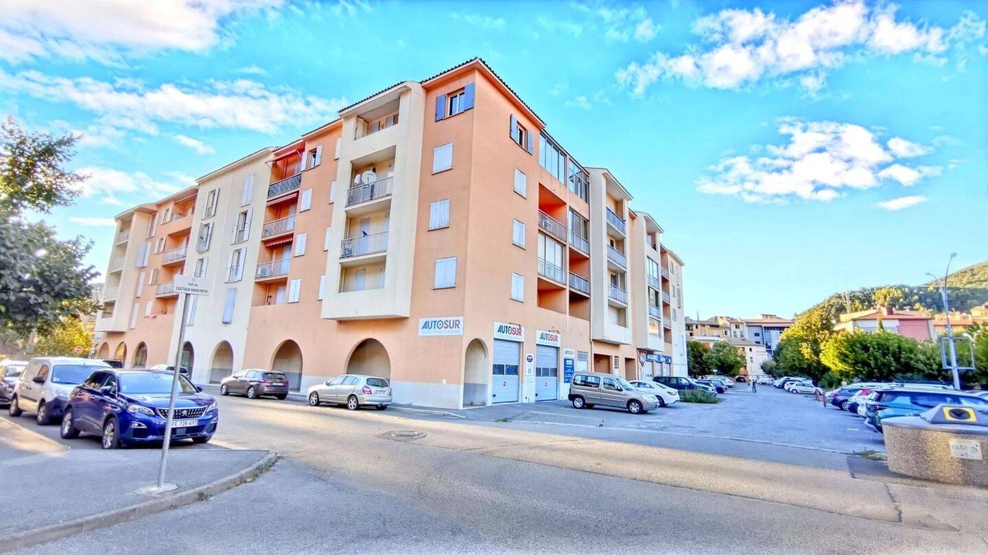 Appartement 2 pièces 34 m² · à Digne-les-Bains · 34,2 m² · 74 500 €