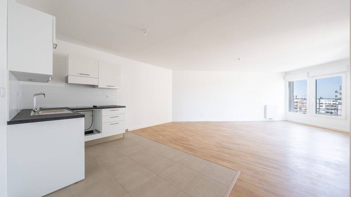 Appartement 5 pièces 106 m² · à Bordeaux · 106 m² · 1 793 €