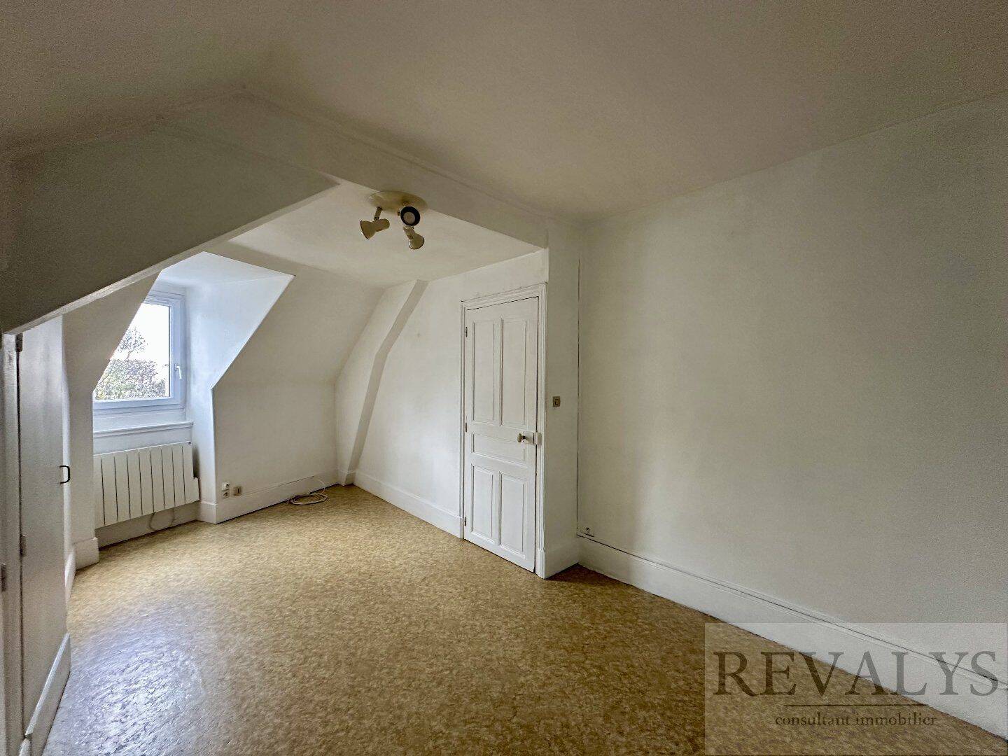 Appartement 1 pièce 20 m² · à Dijon · 20 m² · 65 000 €