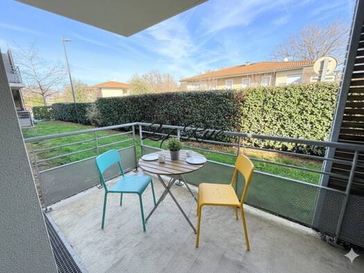 Appartement à vendre 190 000 € 3 pièces 2 chambres 61 m² RDC/1 Sud Saint-Jean 31240