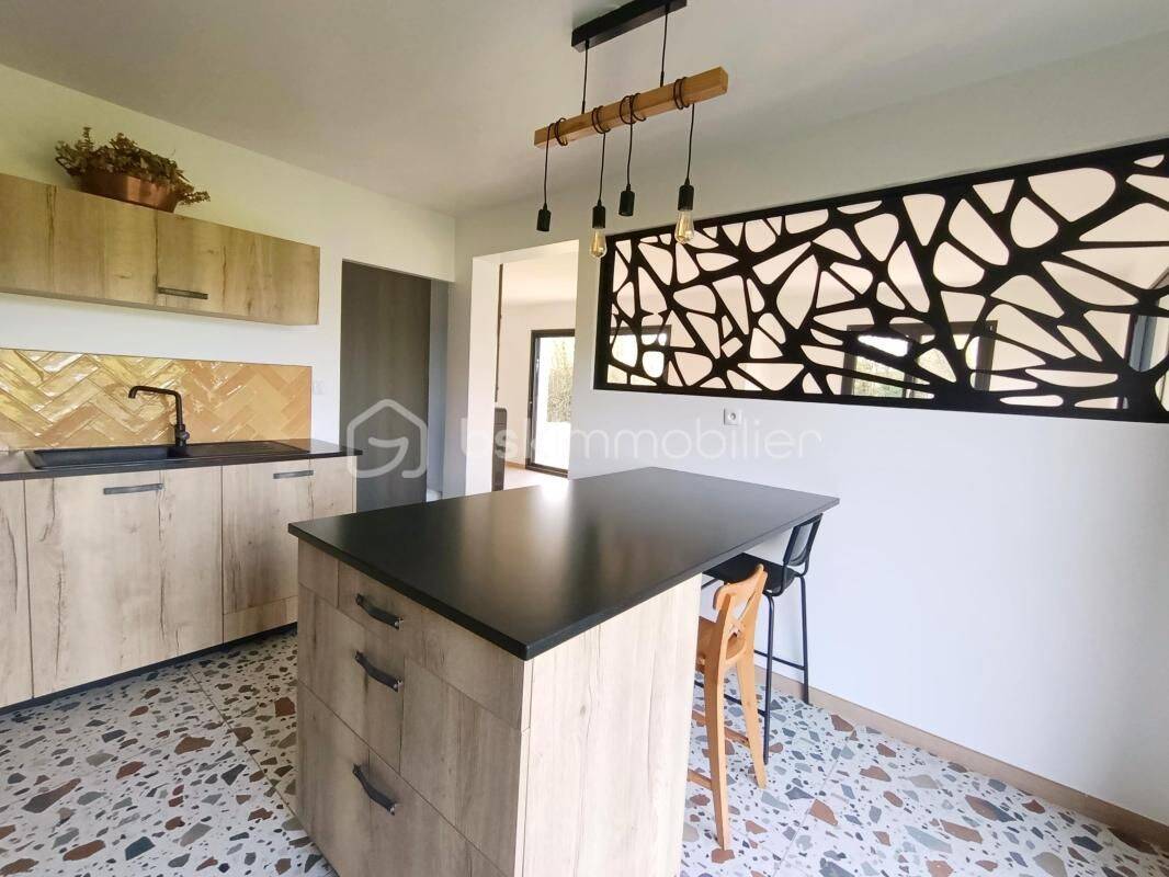Maison 7 pièces 159 m² · à Le Molay-Littry · 159 m² · 299 000 €