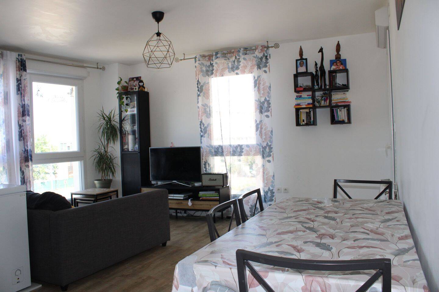 Appartement 1 pièce 65 m² · à Achères · 65 m² · 1 420 €/mois