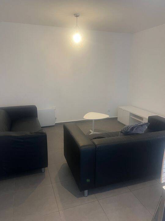 Maison 3 pièces 90 m² · à Lille · 90 m² · 1 150 €/mois