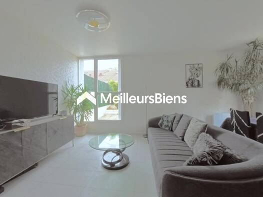 Pavillon à vendre 248 000 € 5 pièces 4 chambres 97,2 m² Galilée-Apf Combs-la-Ville 77380