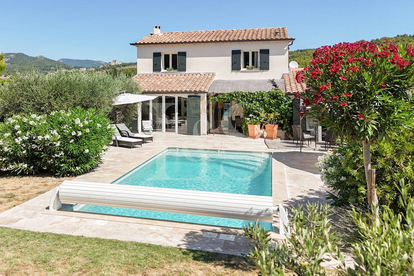 Maison 7 pièces 189 m² · à Caromb · 189 m² · 704 000 €