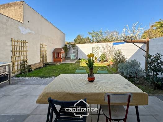 Appartement à louer 990 € 3 pièces 2 chambres 57 m² RDC Laleu-La Pallice La Rochelle 17000