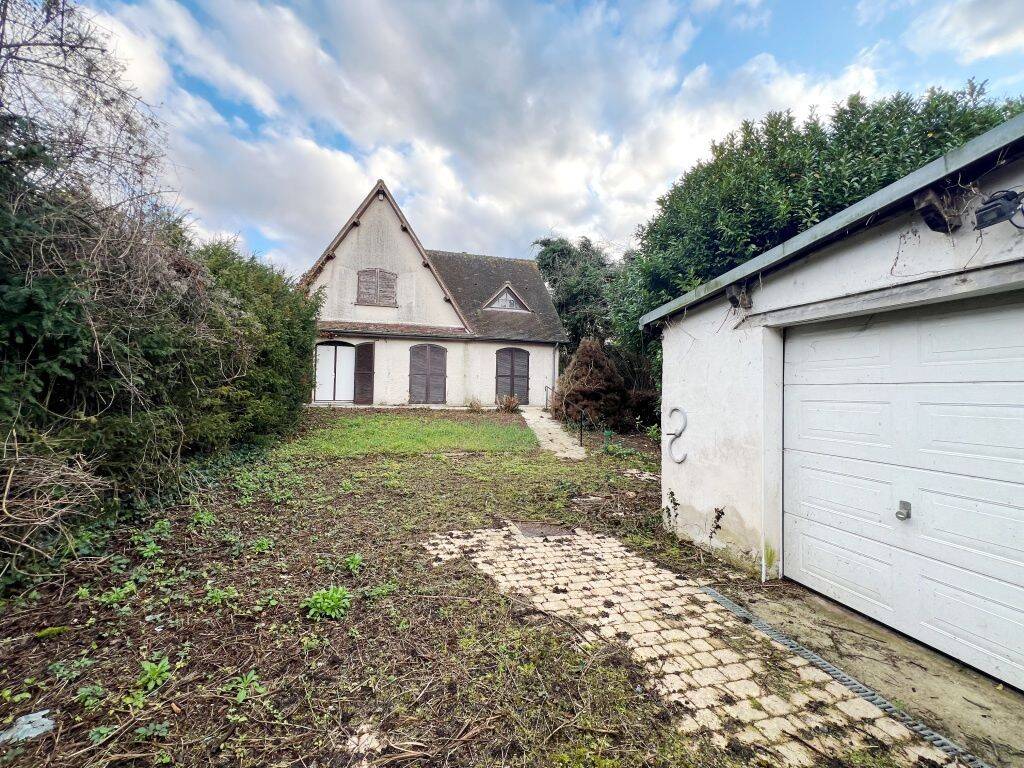 Maison 3 pièces 128 m² · à Sens · 128,2 m² · 210 000 €