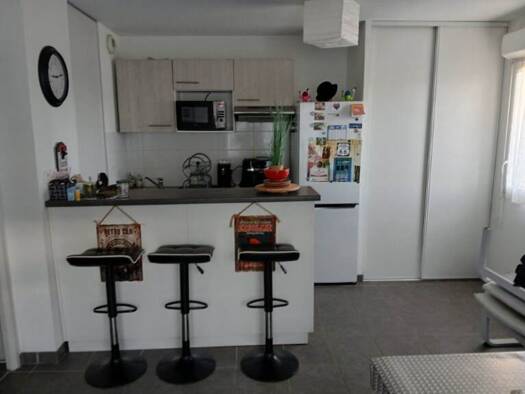 Appartement à vendre 170 000 € 3 pièces 2 chambres 58 m² Étage 1/2 Monestie-Birazel Plaisance-du-Touch 31830