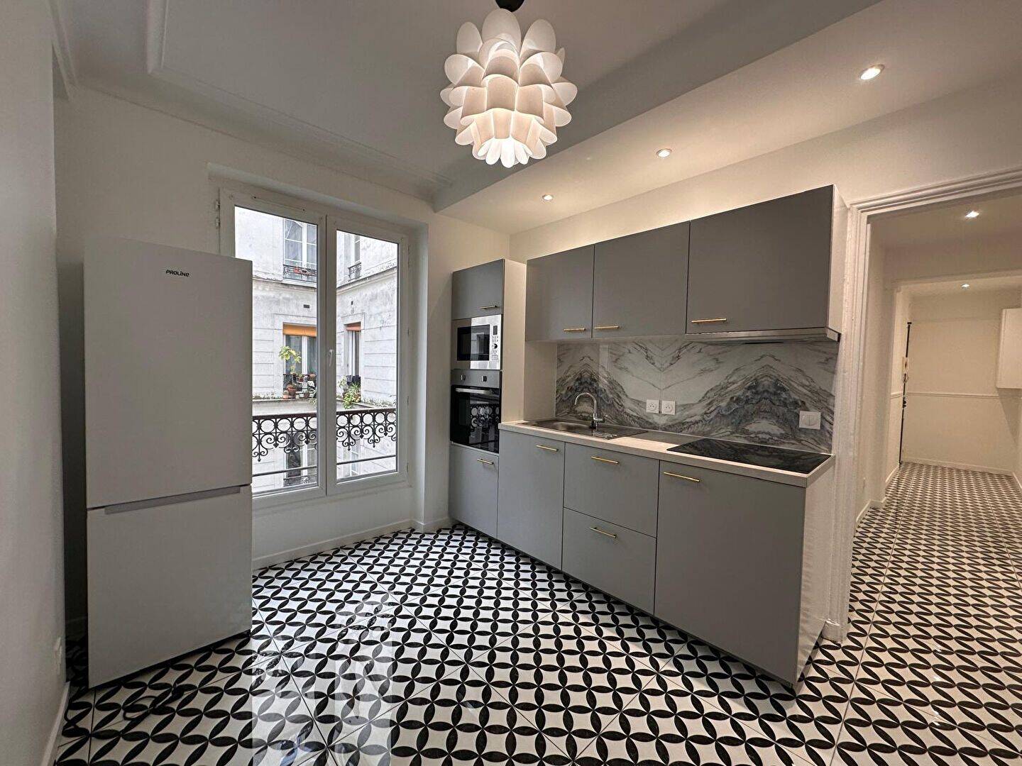 Appartement 3 pièces 45 m² · à Paris 10ème Arrondissement · 45 m² · 1 666 €/mois