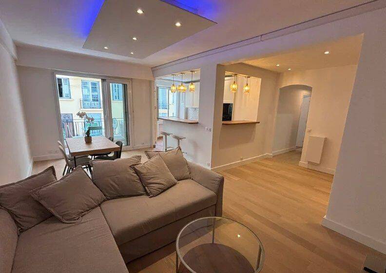 Appartement 3 pièces 80 m² · à Nice · 80 m² · 2 500 €