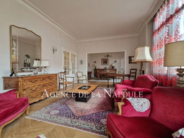 Appartement à vendre 1 696 000 € 5 pièces 3 chambres 132,4 m² Étage 2/5 Centre-ville Cannes 06400