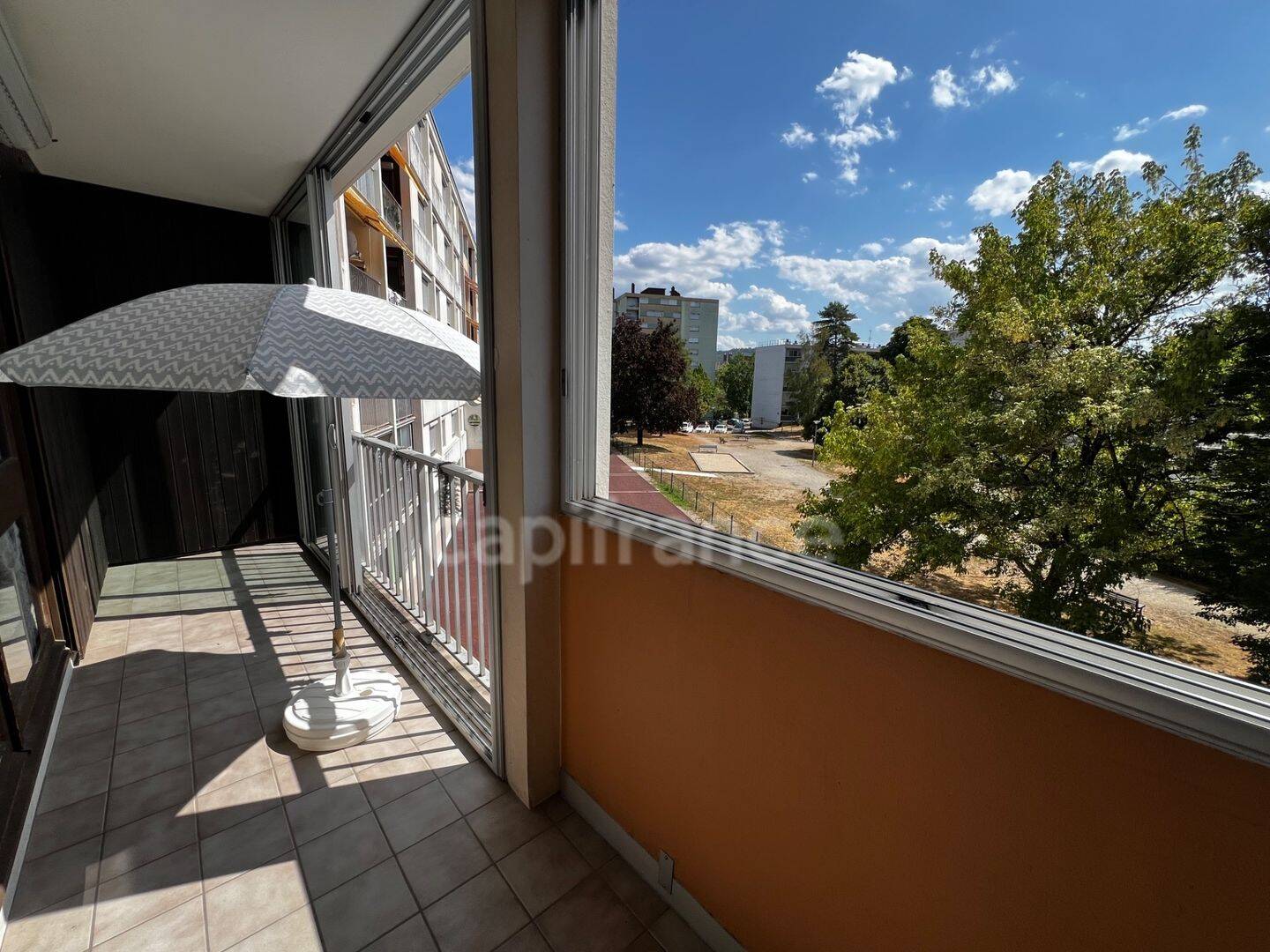 Appartement 4 pièces 74 m² · à Lons-le-Saunier · 74 m² · 82 000 €