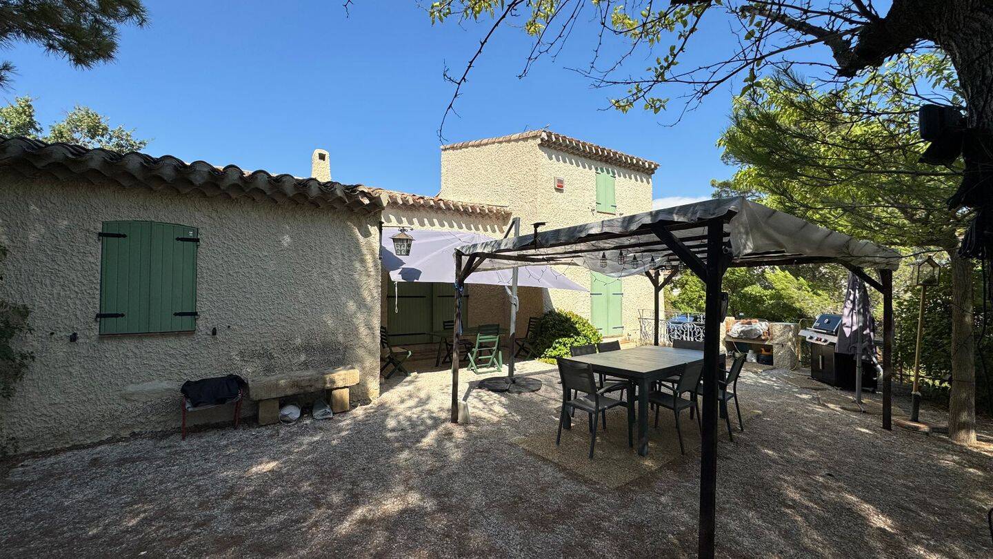 Maison 5 pièces 115 m² · à Éguilles · 114,5 m² · 2 067 €/mois