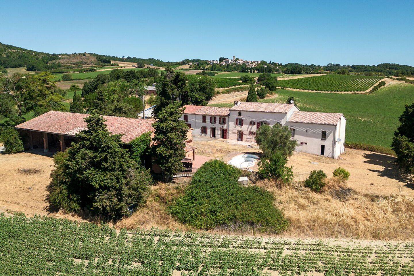 Maison 12 pièces 976 m² · à Carcassonne · 976 m² · 645 000 €