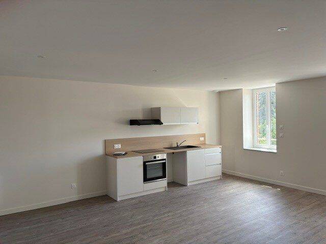 Appartement 4 pièces 95 m² · à Cours · 95 m² · 670 €