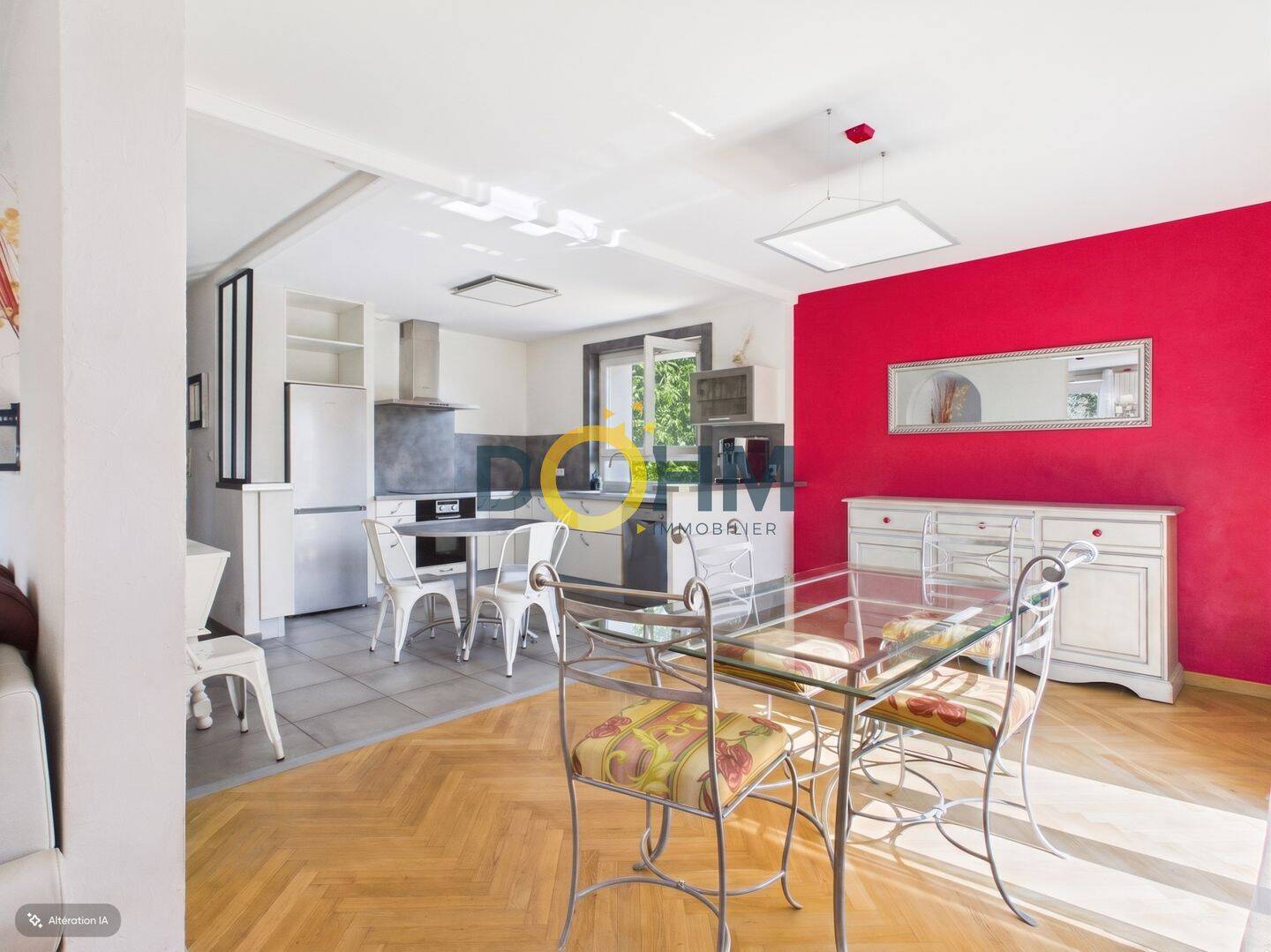 Maison 5 pièces 100 m² · à Bourgoin-Jallieu · 100 m² · 349 000 €