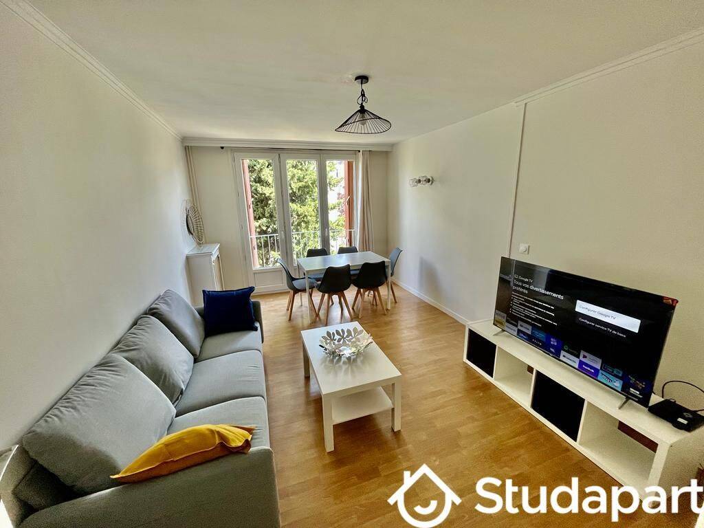 1 pièce 10 m² · à Villejuif · 10 m² · 800 €