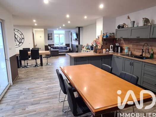 Maison à vendre 234 000 € 6 pièces 4 chambres 160 m² 940 m² de terrain Sud Est Loos-en-Gohelle 62750