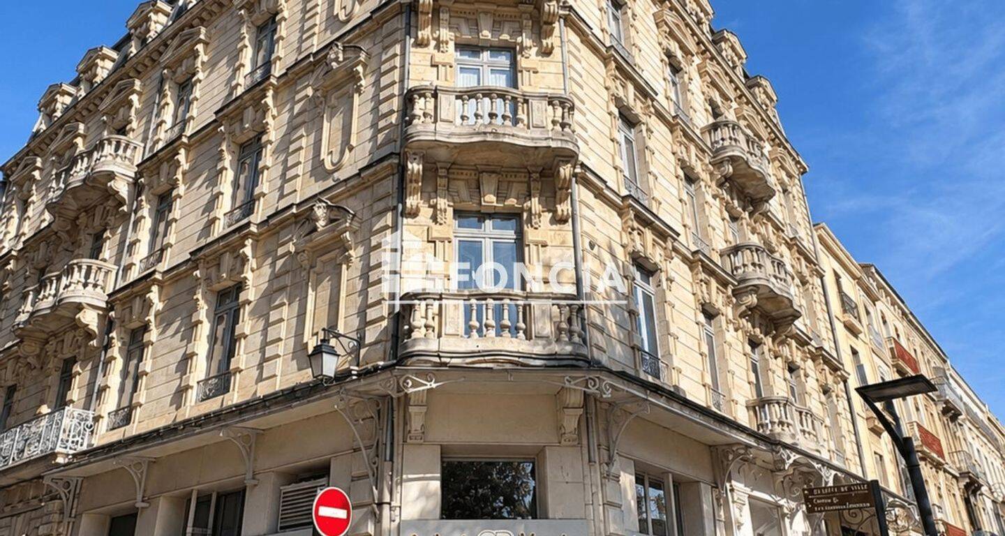 Appartement 5 pièces 145 m² · à Valence · 144,8 m² · 990 €/mois