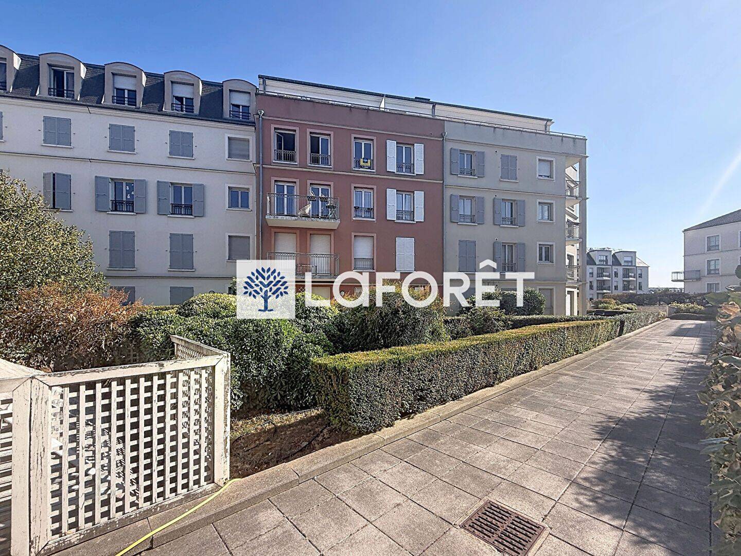 Appartement 3 pièces 69 m² · à Poissy · 68,8 m² · 1 640 €/mois