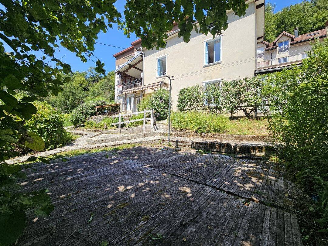 Maison 5 pièces 105 m² · à Saint-Claude · 105 m² · 178 500 €