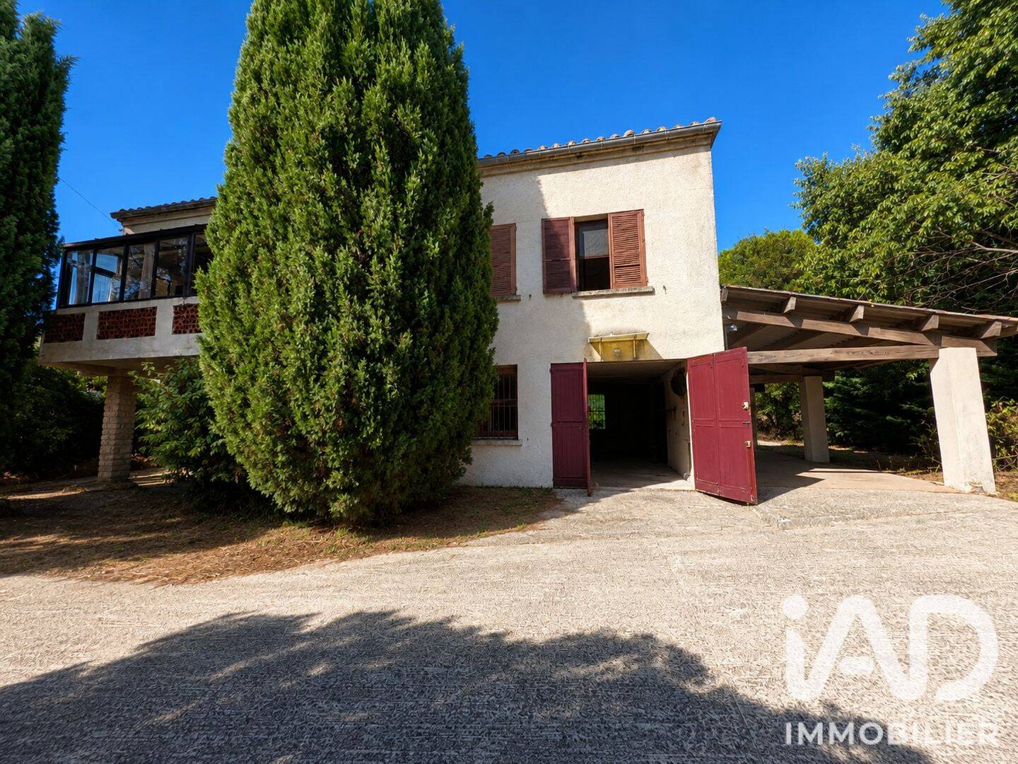 Maison 6 pièces 124 m² · à Arpaillargues-Et-Aureillac · 124 m² · 440 000 €