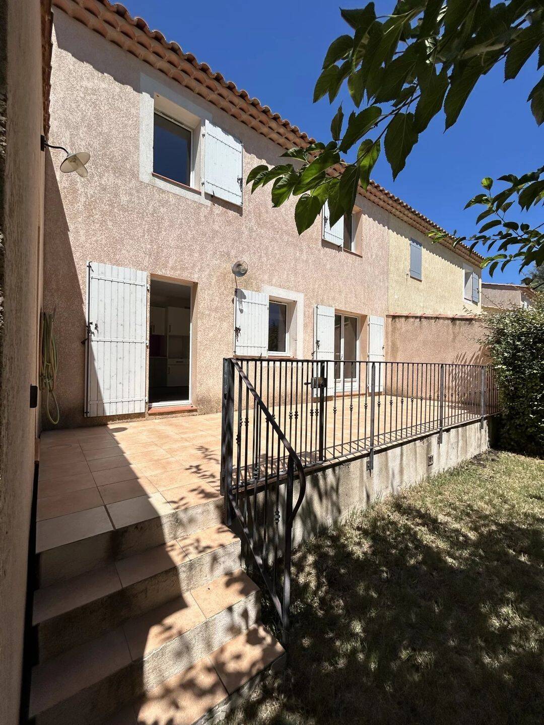 Maison 4 pièces 85 m² · à Jouques · 84,5 m² · 1 350 €/mois