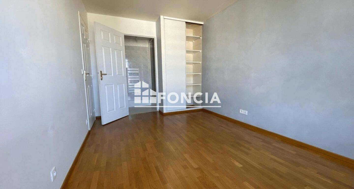 Appartement 4 pièces 79 m² · à Saint-Germain-en-Laye · 79,2 m² · 1 627 €/mois
