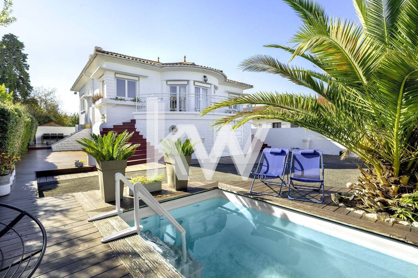 Maison 8 pièces 203 m² · à Le Haillan · 203 m² · 710 000 €
