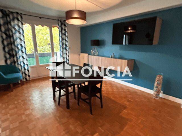 Appartement 4 pièces 75 m² · à Dijon · 74,9 m² · 980 €/mois