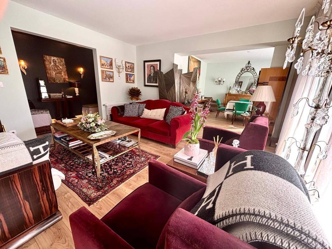 Appartement 4 pièces 115 m² · à Pau · 115,4 m² · 450 000 €