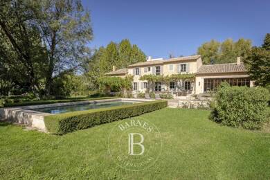 Maison à louer 12 500 € 13 pièces 5 chambres 350 m² 4 188 m² de terrain Aix-en-Provence 13100