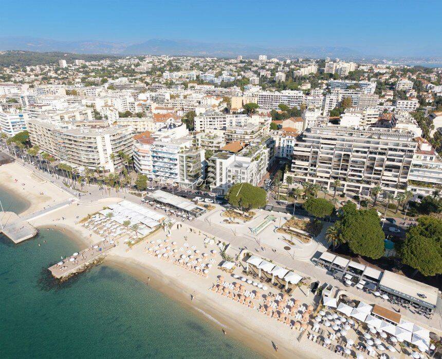 Appartement 3 pièces 81 m² · à Antibes · 81 m² · 1 480 000 €