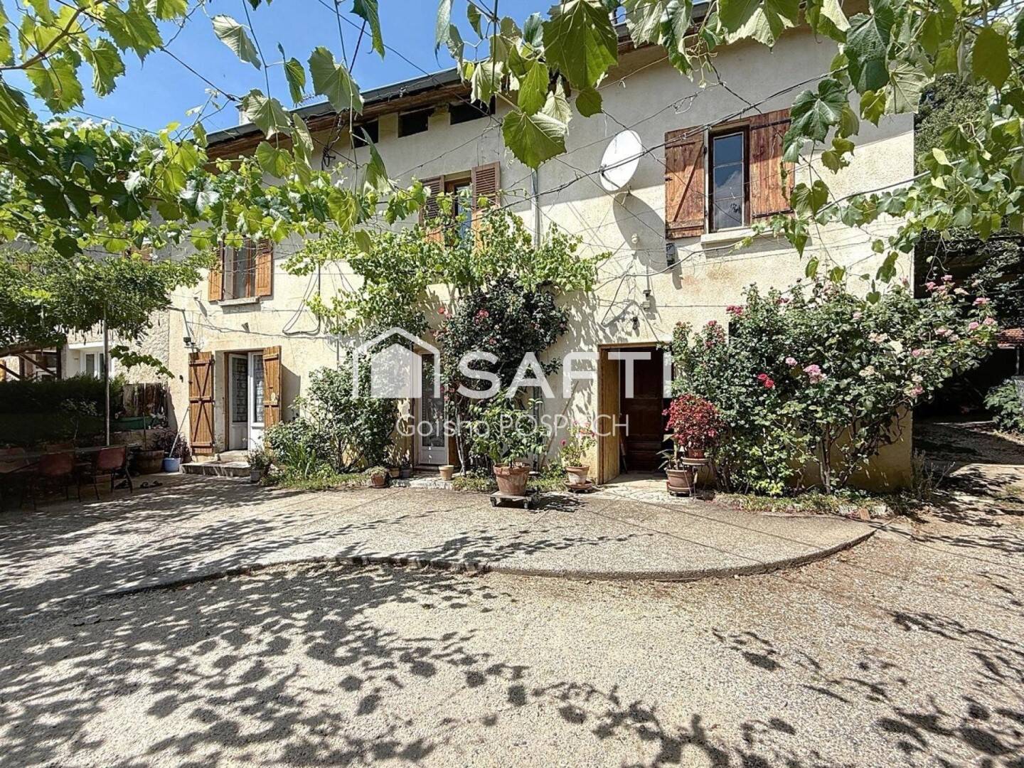 Maison 6 pièces 144 m² · à Le Grand-Lemps · 144 m² · 245 000 €