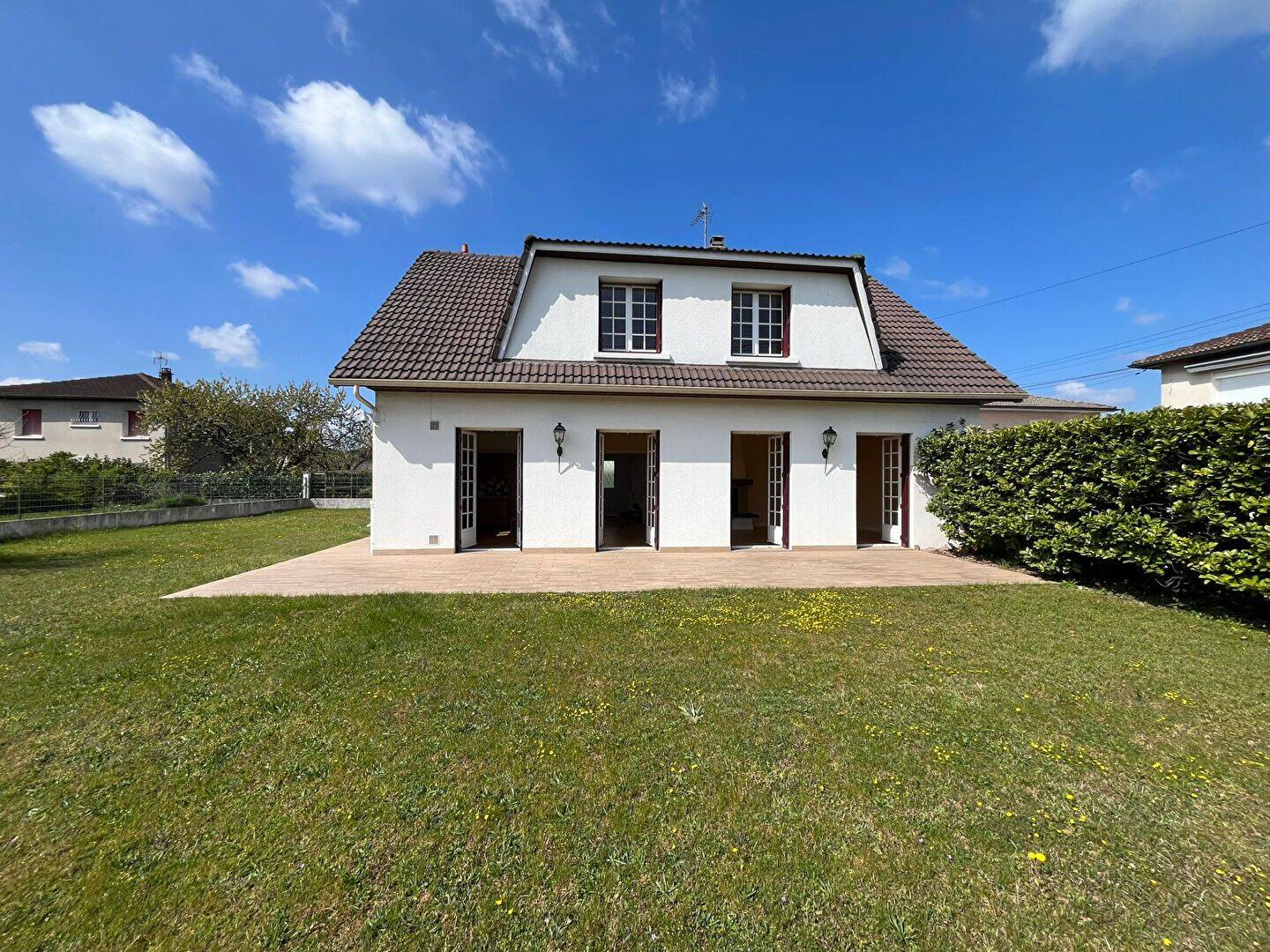 Maison 5 pièces 124 m² · à Meyzieu · 124 m² · 429 000 €