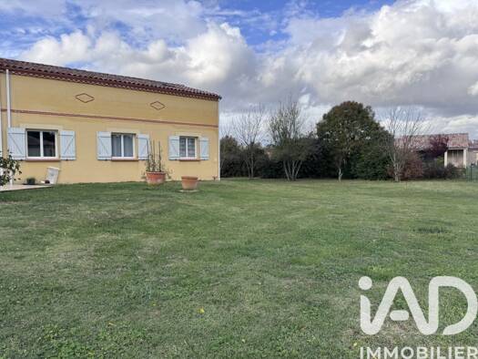 Maison à vendre 323 500 € 6 pièces 5 chambres 202 m² 3 000 m² de terrain Saint-Étienne-de-Tulmont 82410