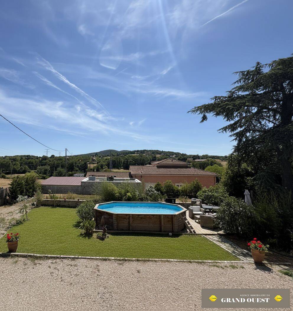 Maison 4 pièces 81 m² · à Lentilly · 81 m² · 360 000 €